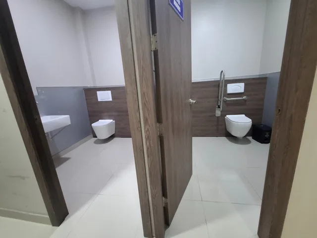 Edificio comercial en venta en Kennedy, Guayaquil · 841 m², foto 14