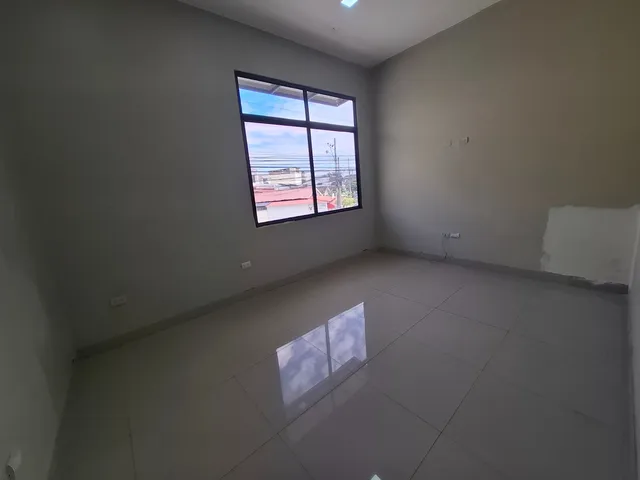 Edificio comercial en venta en Kennedy, Guayaquil · 841 m², foto 17