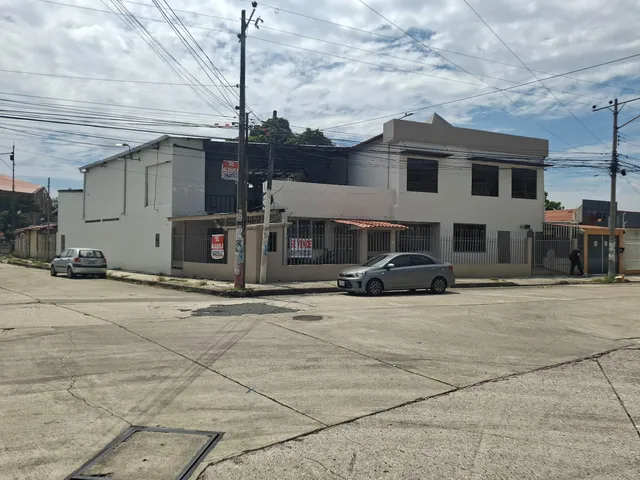 Edificio comercial en venta en Kennedy, Guayaquil · 841 m², foto 4