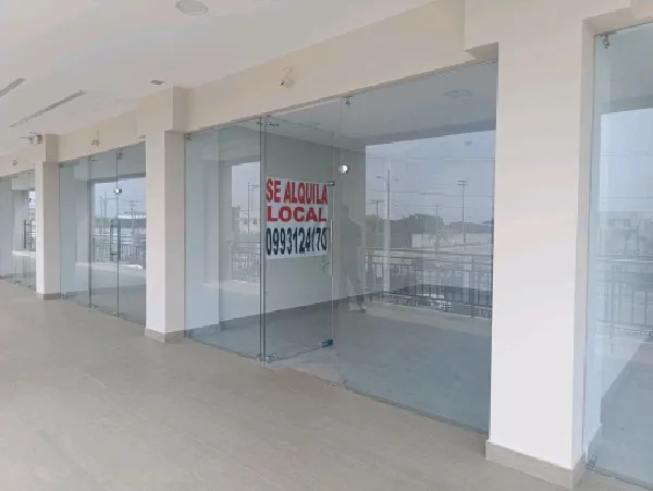 Local comercial en alquiler en Nuevo Samborondón, Samborondón · 30 m², foto 1