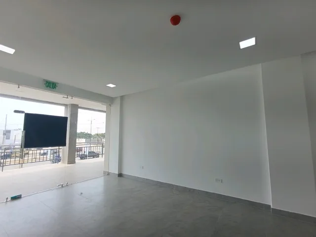 Local comercial en alquiler en Nuevo Samborondón, Samborondón · 30 m², foto 4