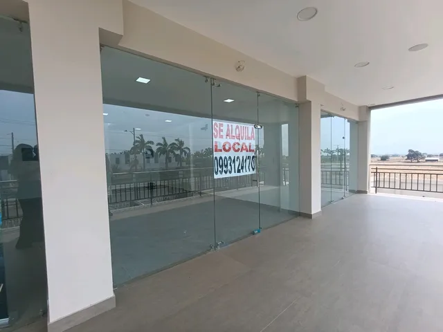 Local comercial en alquiler en Nuevo Samborondón, Samborondón · 30 m², foto 8