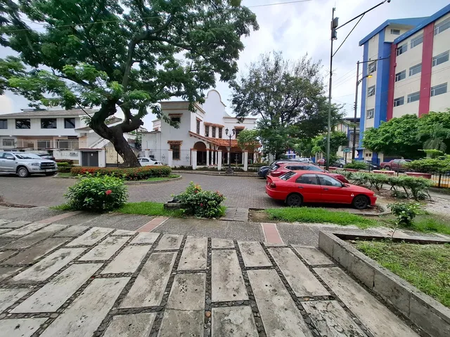 Local comercial en venta en Centenario, Guayaquil · 134 m², foto 6