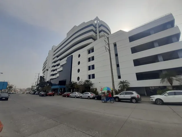 Local comercial en alquiler y venta en Kennedy, Guayaquil · 140.64 m², foto 1