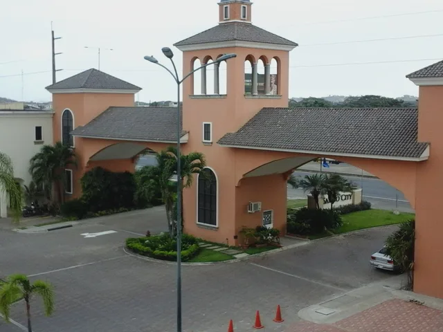 Oficina en alquiler y venta en La Aurora, Daule · 72.91 m², foto 8