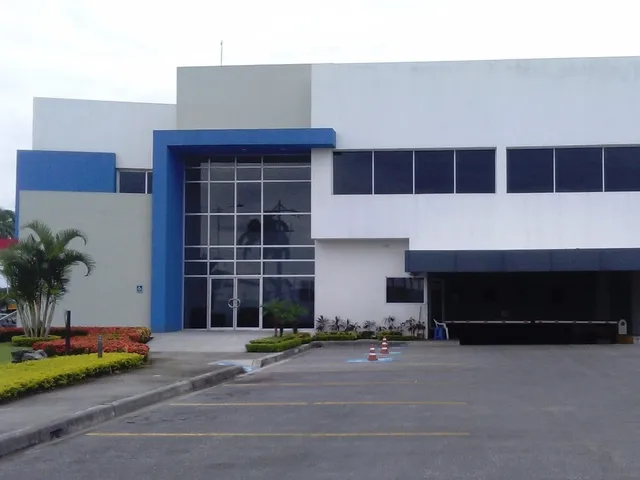 Oficina en alquiler y venta en La Aurora, Daule · 40 m², foto 4