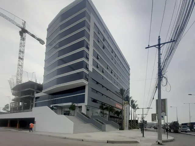 Oficina en alquiler y venta en La Aurora, Daule · 43.74 m², foto 9