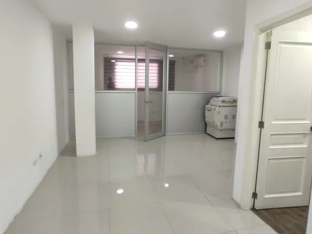 Oficina en alquiler en La Alborada, Guayaquil · 500 m², foto 9