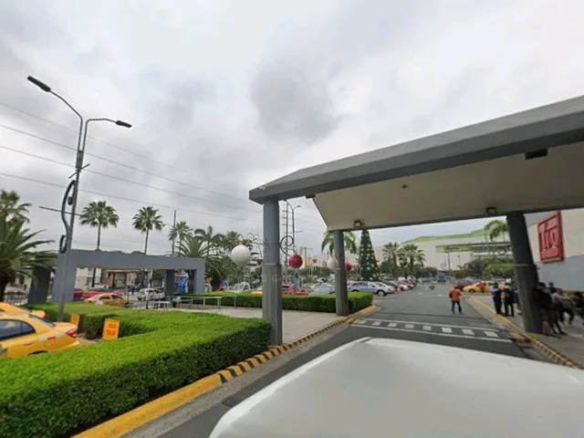 Local comercial en alquiler en La Alborada, Guayaquil · 4 m², foto 4