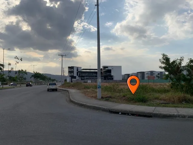 Terreno comercial en venta en La Aurora, Daule · 1,500 m², foto 2