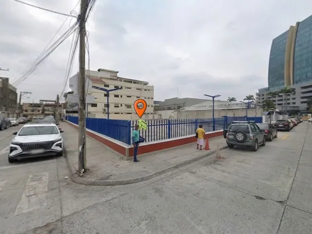 Terreno comercial en alquiler y venta en Av. Francisco de Orellana, Guayaquil · 1,243 m², foto 4
