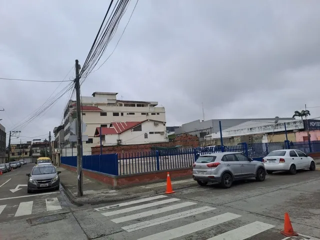 Terreno comercial en alquiler y venta en Av. Francisco de Orellana, Guayaquil · 1,243 m², foto 8