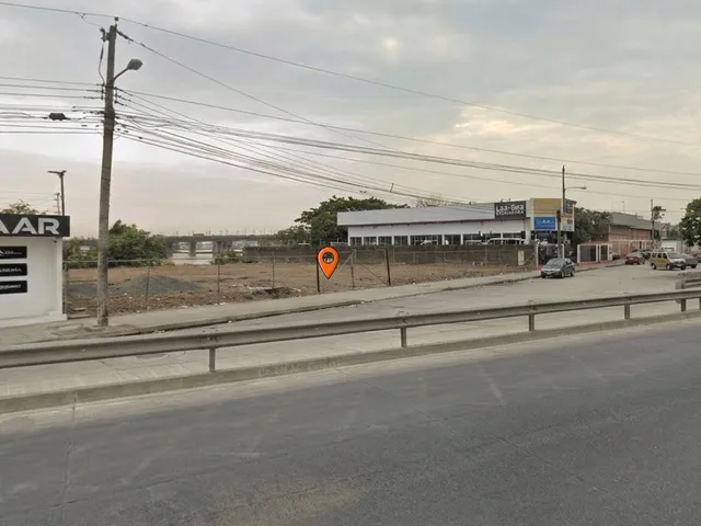 Terreno comercial en venta en Norte, Guayaquil · 1,768.69 m², foto 2
