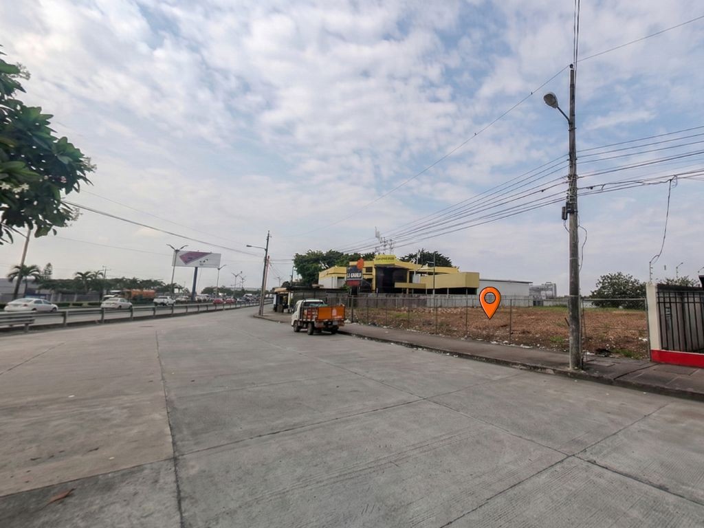 Terreno comercial en venta en Norte, Guayaquil · 1,768.69 m², foto 9