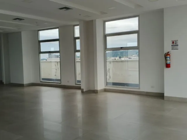 Local comercial en alquiler en Norte, Guayaquil · 798 m², foto 11