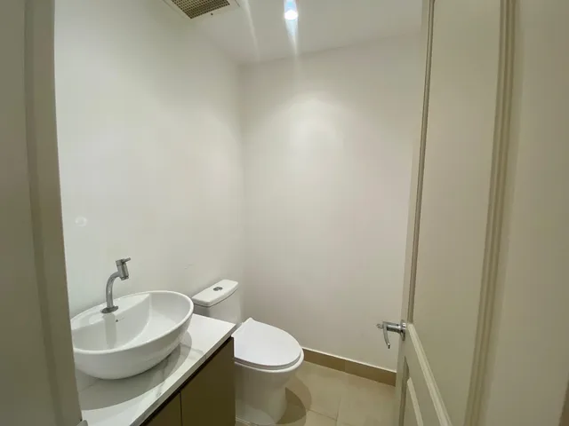 Oficina en alquiler y venta en Centro, Guayaquil · 120 m², foto 2