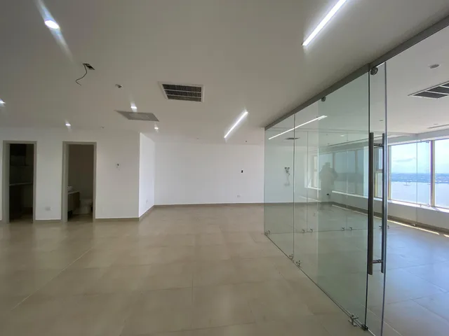 Oficina en alquiler y venta en Centro, Guayaquil · 120 m², foto 3