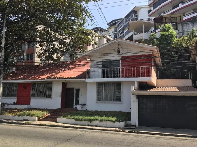 Terreno comercial en venta en Urdesa, Guayaquil · 476 m², foto 9