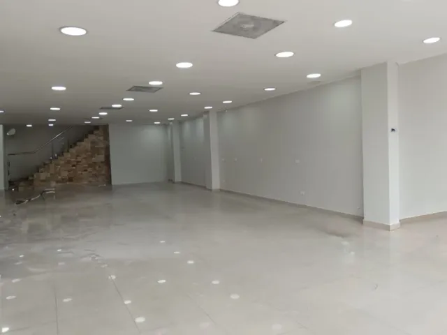 Local comercial en alquiler en Urdesa, Guayaquil · 300 m², foto 3