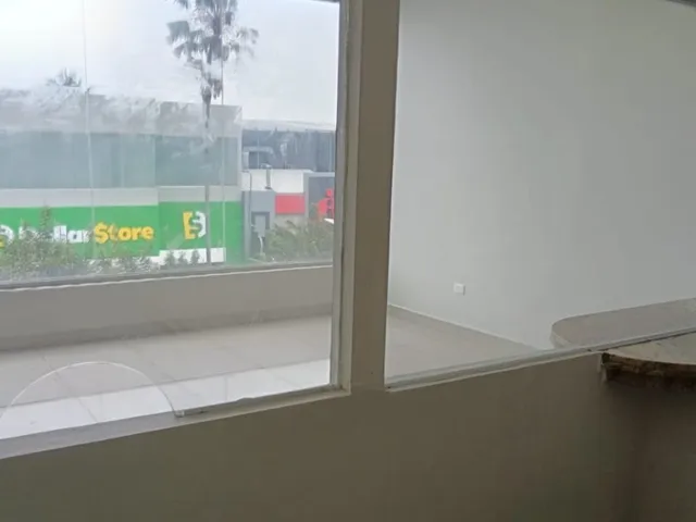 Local comercial en alquiler en Urdesa, Guayaquil · 320 m², foto 6