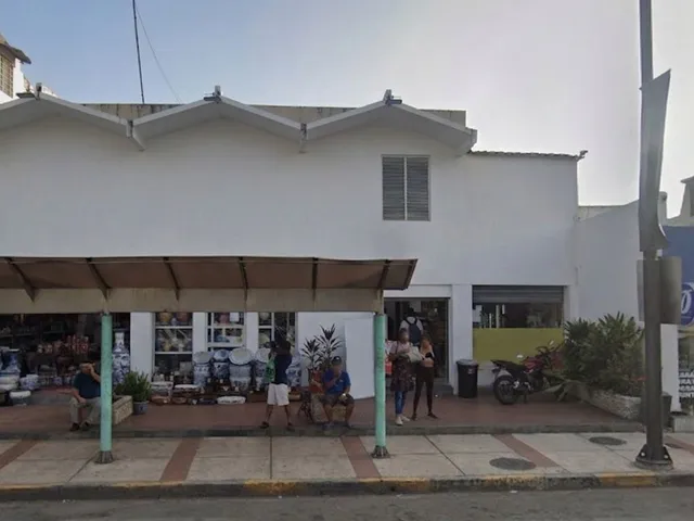 Local comercial en alquiler en Urdesa, Guayaquil · 185.98 m², foto 3