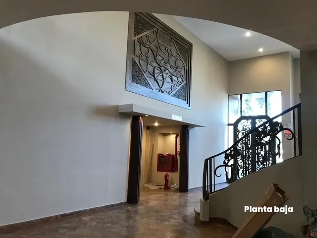 Local comercial en alquiler y venta en Urdesa, Guayaquil · 480 m², foto 2