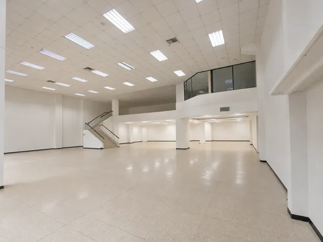 Local comercial en alquiler en La Alborada, Guayaquil · 1,090.6 m², foto 7