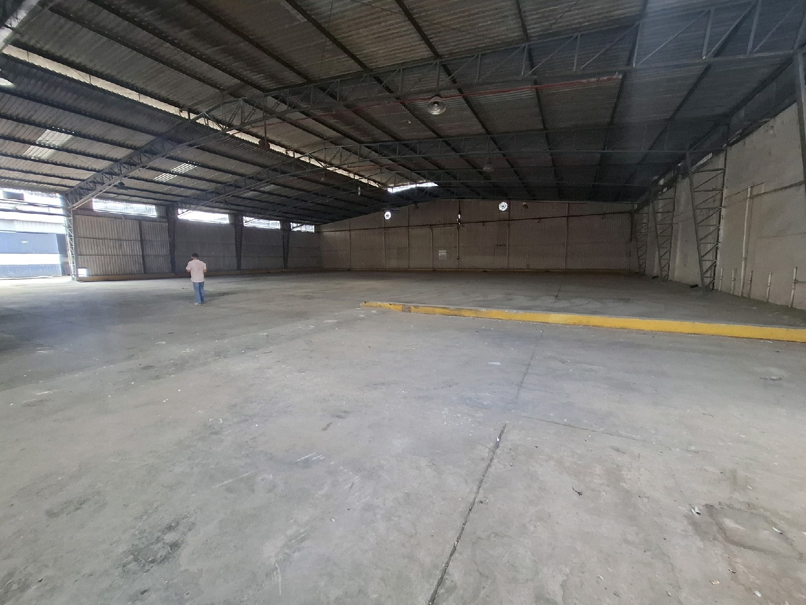Bodega en alquiler en vía a la Costa, Guayaquil · 7,070 m², foto 1