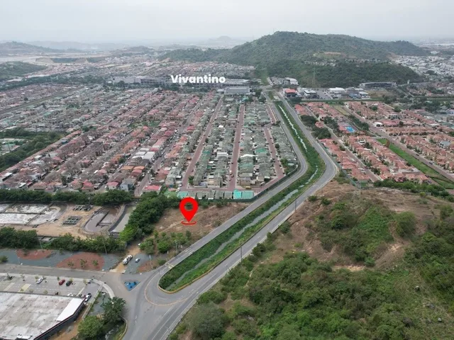 Terreno comercial en venta en La Aurora, Daule · 1,094 m², foto 2