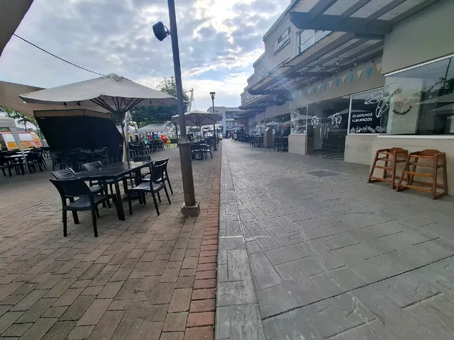 Local comercial en alquiler en Autopista Narcisa de Jesús, Guayaquil · 111.04 m², foto 8
