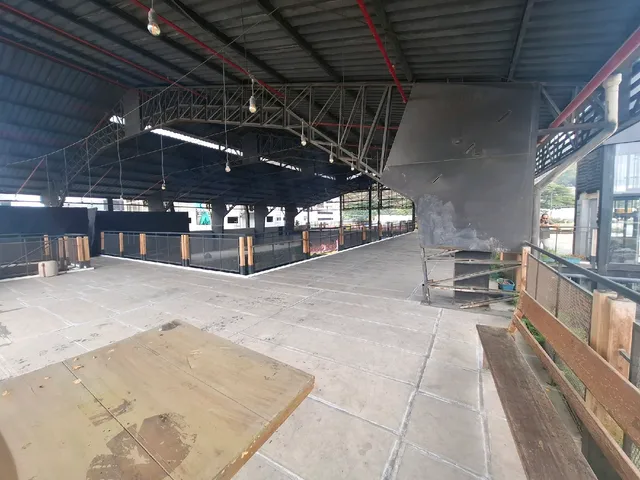 Local comercial en alquiler en Urdesa, Guayaquil · 750 m², foto 4