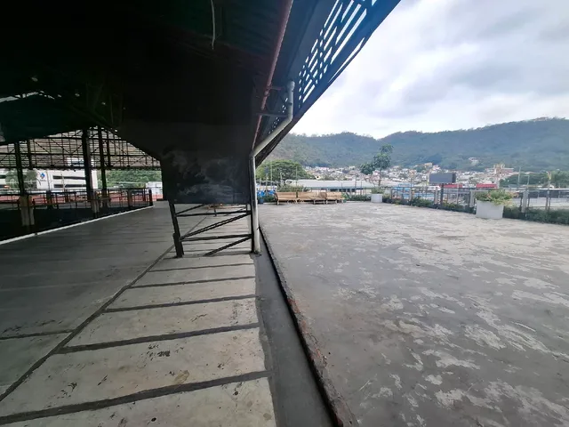 Local comercial en alquiler en Urdesa, Guayaquil · 750 m², foto 5