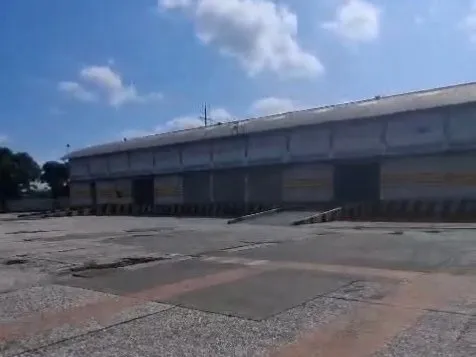 Bodega en alquiler en Sur, Guayaquil · 1,600 m², foto 3