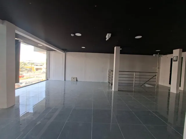 Local comercial en alquiler en Urdesa, Guayaquil · 345 m², foto 5