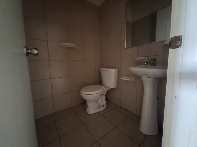 Local comercial en alquiler en Av. Juan Tanca Marengo, Guayaquil · 120 m², foto 5