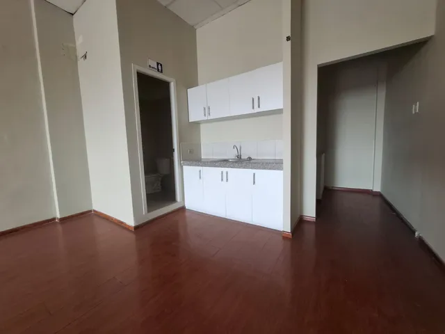 Local comercial en alquiler en Av. Juan Tanca Marengo, Guayaquil · 120 m², foto 9
