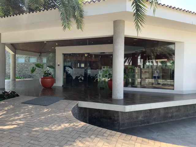 Local comercial en alquiler en La Puntilla, Samborondón · 425 m², foto 4