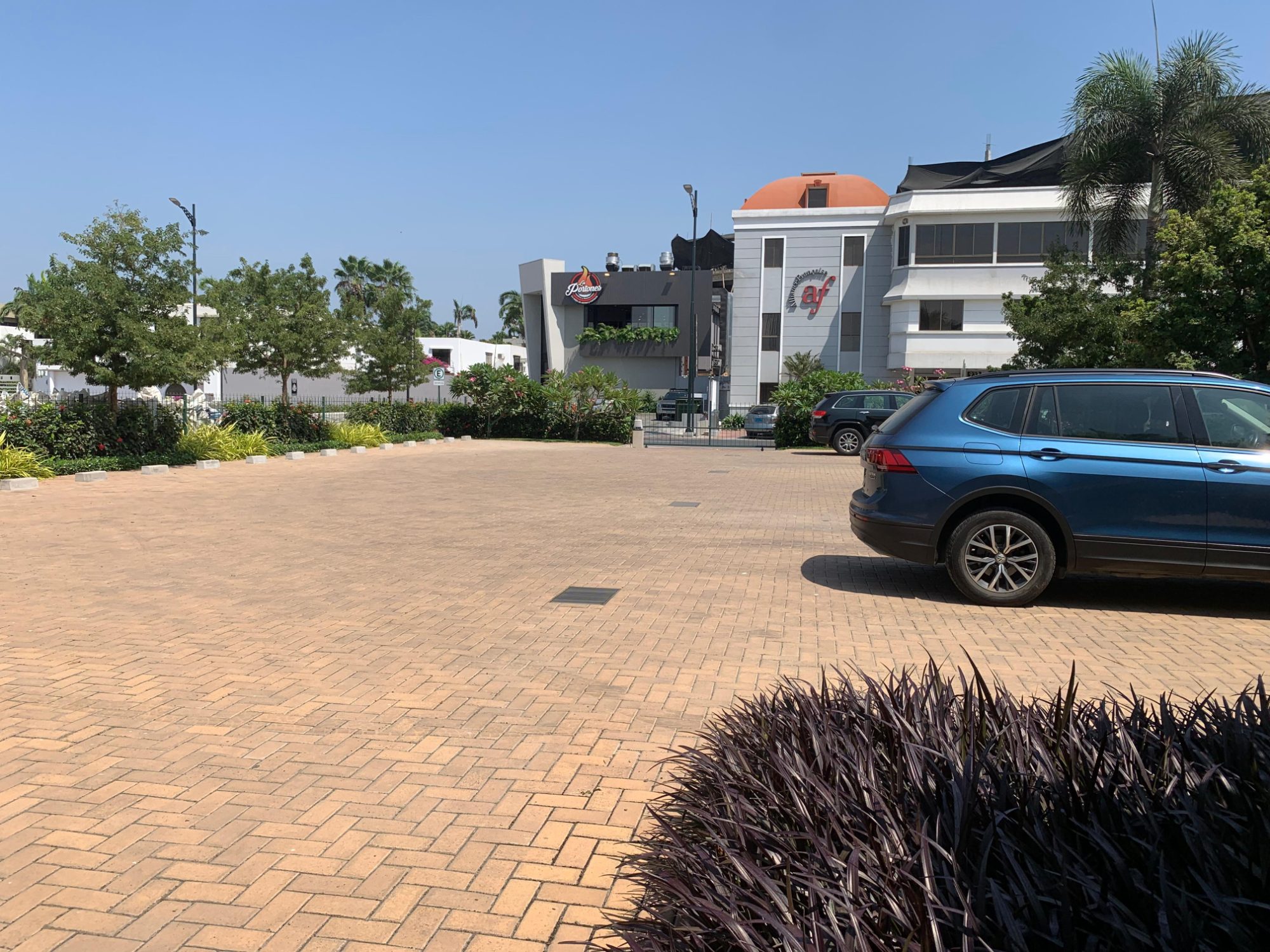 Local comercial en alquiler en La Puntilla, Samborondón · 425 m², foto 10