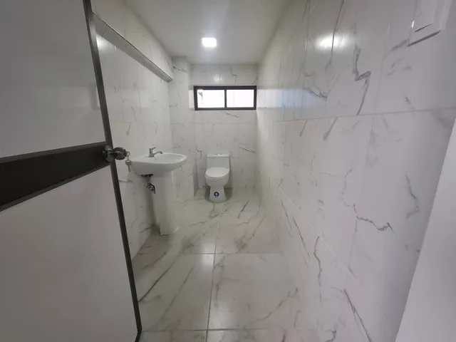 Local comercial en alquiler y venta en Norte, Guayaquil · 365 m², foto 10