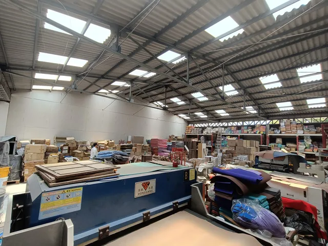 Bodega en alquiler en Av. Carlos Julio Arosemena, Guayaquil · 300 m², foto 4